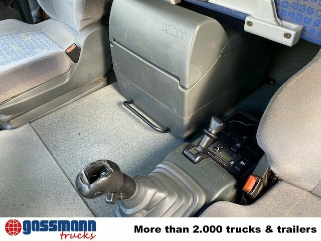 MAN TGA 26.480 6x6 BB, Kipphydraulik - Cap tractor: Foto 5 MAN TGA 26.480 6x6 BB, Kipphydraulik - Cap tractor: Foto 5
