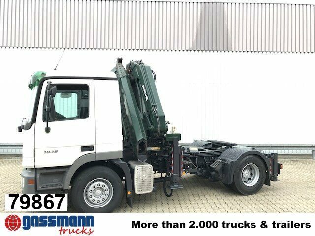 Mercedes-Benz Actros 1836 LS 4x2 mit Kran MKG HLK 330HP - Cap tractor: Foto 1 Mercedes-Benz Actros 1836 LS 4x2 mit Kran MKG HLK 330HP - Cap tractor: Foto 1