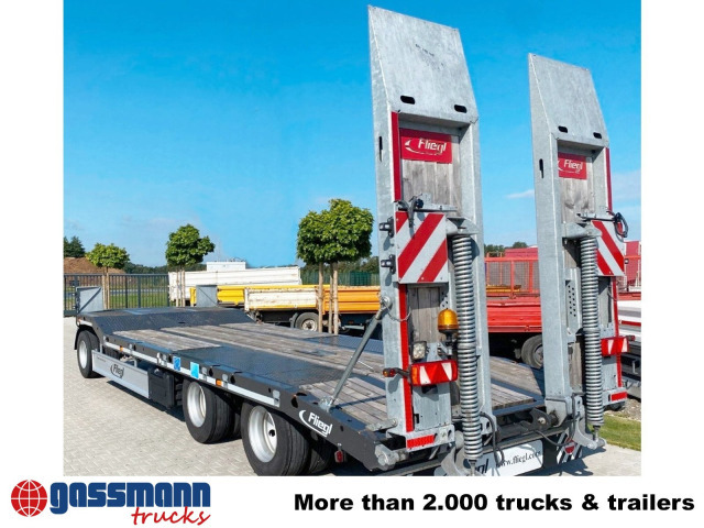 Fliegl DTS-S 300, verbreiterbar auf 3,05m - Remorcă transport agabaritic: Foto 4 Fliegl DTS-S 300, verbreiterbar auf 3,05m - Remorcă transport agabaritic: Foto 4