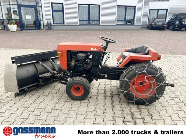 Tractor comunal Hako V 490 mit Schneeschild und Ketten: Foto 12 Tractor comunal Hako V 490 mit Schneeschild und Ketten: Foto 12