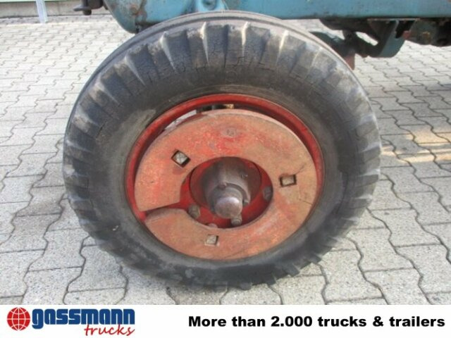 Hanomag Granit 500 - Tractor agricol: Foto 3 Hanomag Granit 500 - Tractor agricol: Foto 3