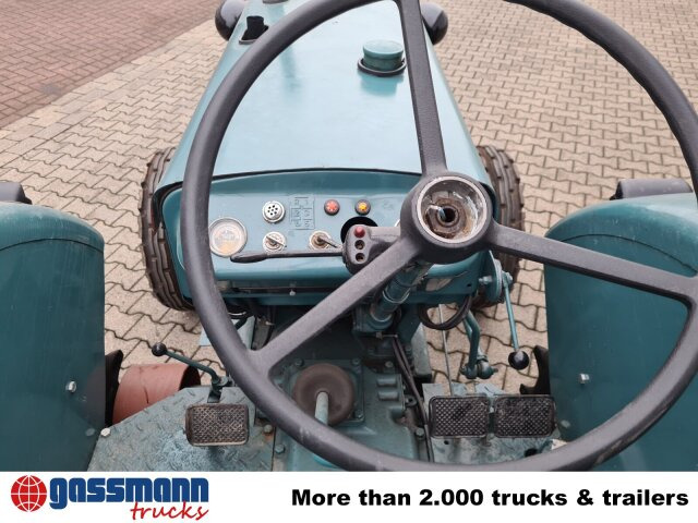 Hanomag HANOMAG - R 27 - Tractor agricol: Foto 5 Hanomag HANOMAG - R 27 - Tractor agricol: Foto 5