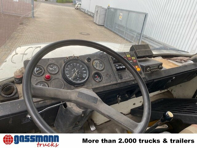 Iveco 150-16 4x2 - Camion cu macara: Foto 4 Iveco 150-16 4x2 - Camion cu macara: Foto 4
