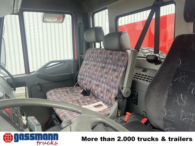 Iveco FF 95 E 18 4x4, Feuerwehr - Ambulanță: Foto 4 Iveco FF 95 E 18 4x4, Feuerwehr - Ambulanță: Foto 4