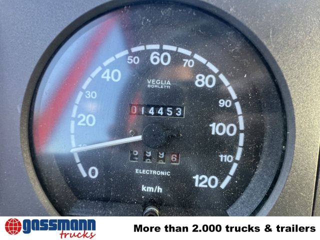 Iveco FF 95 E 18 WR 4x4, 6000l Wassertank - Camion cisternă: Foto 5 Iveco FF 95 E 18 WR 4x4, 6000l Wassertank - Camion cisternă: Foto 5