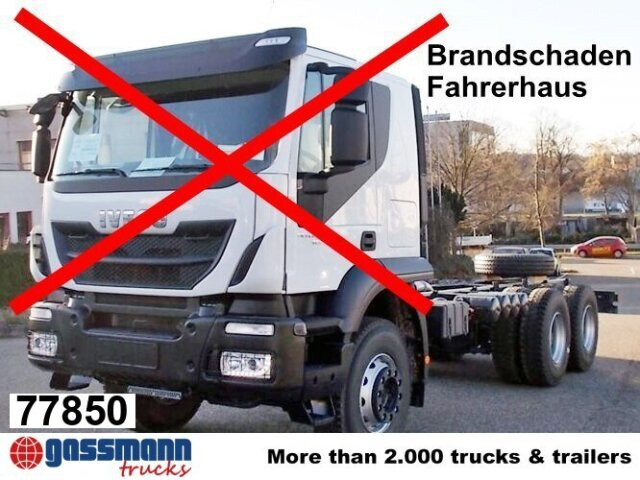 Iveco Trakker AD260T45 6x4, BRANDSCHADEN FAHRERHAUS! - Camion şasiu: Foto 1 Iveco Trakker AD260T45 6x4, BRANDSCHADEN FAHRERHAUS! - Camion şasiu: Foto 1