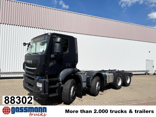Iveco X-Way AD360X40Z/P 8x4 - Camion şasiu: Foto 1 Iveco X-Way AD360X40Z/P 8x4 - Camion şasiu: Foto 1