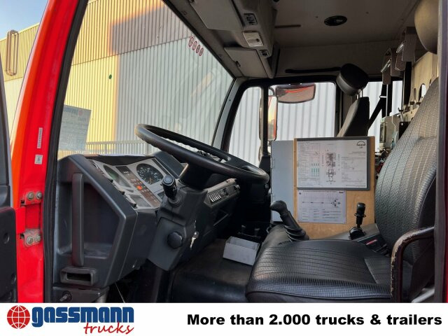 MAN 10.224 LC 4x2 BB Doka, LHF 16/12, 6-Zylinder - Autospeciala de stins incendii: Foto 4 MAN 10.224 LC 4x2 BB Doka, LHF 16/12, 6-Zylinder - Autospeciala de stins incendii: Foto 4