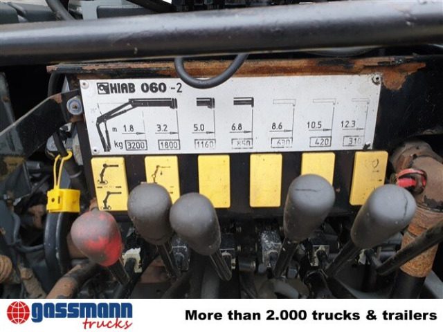 MAN 14.152 F 4x2 BB mit Kran Hiab 060-2 - Camion cu cârlig, Camion cu macara: Foto 5 MAN 14.152 F 4x2 BB mit Kran Hiab 060-2 - Camion cu cârlig, Camion cu macara: Foto 5
