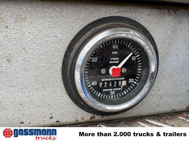 Autospeciala de stins incendii MAN 16.168 HAK 4x4, Seilwinde, Heckkran Hiab 650/1: Foto 6 Autospeciala de stins incendii MAN 16.168 HAK 4x4, Seilwinde, Heckkran Hiab 650/1: Foto 6