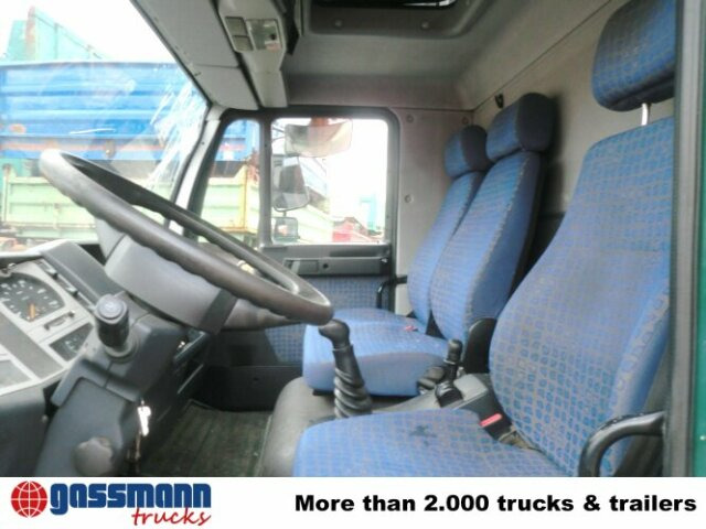 MAN L33 8.180 C 4x2, Unfallfahrzeug mit - Camion furgon: Foto 2 MAN L33 8.180 C 4x2, Unfallfahrzeug mit - Camion furgon: Foto 2