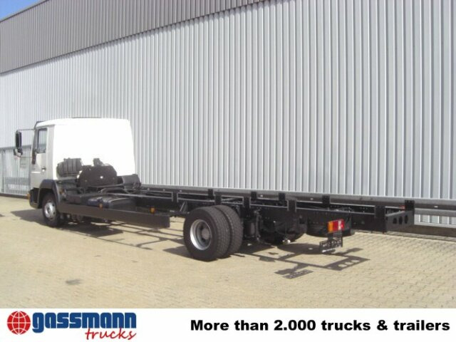 MAN LE 12.220 BL 4x2, Ersatzteilträger! - Camion şasiu: Foto 2 MAN LE 12.220 BL 4x2, Ersatzteilträger! - Camion şasiu: Foto 2