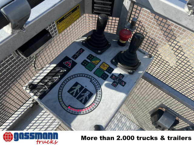 MAN LE 15.255 4x2 LLC Doka, Metz DLA-K 12/9 - Autospeciala de stins incendii: Foto 3 MAN LE 15.255 4x2 LLC Doka, Metz DLA-K 12/9 - Autospeciala de stins incendii: Foto 3