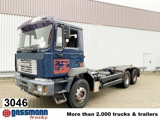 MAN T40 26.364/414 6x4, 6-Zylinder - Camion şasiu: Foto 1 MAN T40 26.364/414 6x4, 6-Zylinder - Camion şasiu: Foto 1