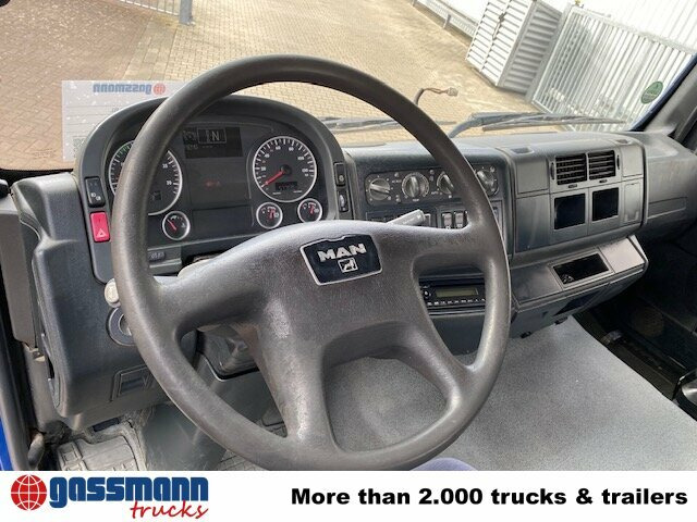 MAN TGA 35.480 8x4-4 BL, Lift-/Lenkachse - Camion şasiu: Foto 5 MAN TGA 35.480 8x4-4 BL, Lift-/Lenkachse - Camion şasiu: Foto 5