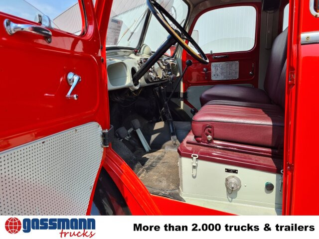 Magirus Deutz A 3500/6, TLF 16/25, TLF 16/53, 4x4 - Ambulanță: Foto 5 Magirus Deutz A 3500/6, TLF 16/25, TLF 16/53, 4x4 - Ambulanță: Foto 5