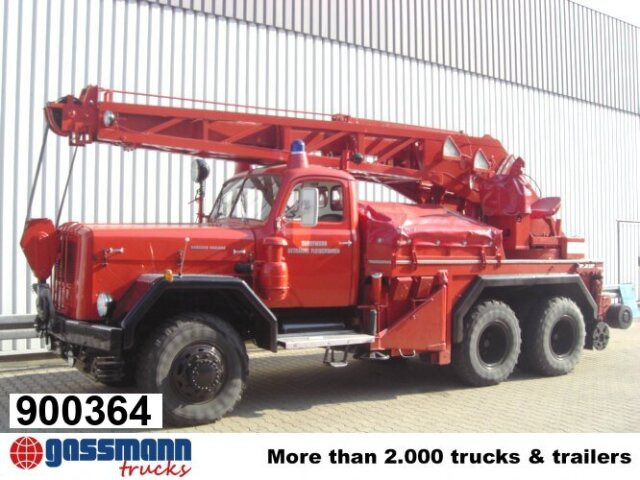 Magirus Deutz Magirus Uranus 250D 22 KW16 - Autospeciala de stins incendii, Camion cu macara: Foto 1 Magirus Deutz Magirus Uranus 250D 22 KW16 - Autospeciala de stins incendii, Camion cu macara: Foto 1