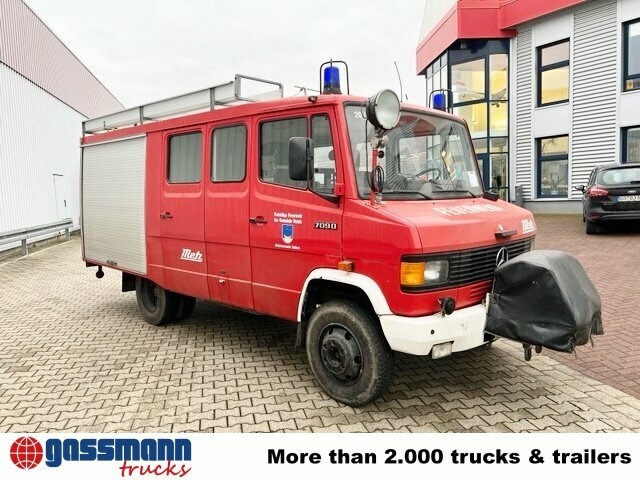Autospeciala de stins incendii Mercedes-Benz 709 D 4x2 Doka, LF 8: Foto 9