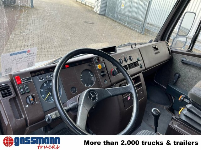 Mercedes-Benz 711 D-KA 4x2, Standklima, 11-Sitze, 2 x on stock - Camion furgon: Foto 4 Mercedes-Benz 711 D-KA 4x2, Standklima, 11-Sitze, 2 x on stock - Camion furgon: Foto 4