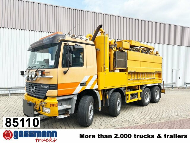 Mercedes-Benz Actros 3243 K 8x4/4, Müller Saug- und - Măturătoare stradală: Foto 1 Mercedes-Benz Actros 3243 K 8x4/4, Müller Saug- und - Măturătoare stradală: Foto 1
