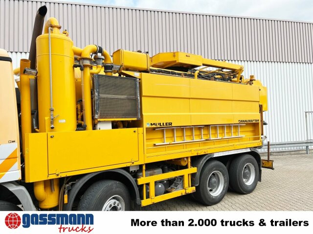 Mercedes-Benz Actros 3243 K 8x4/4, Müller Saug- und - Măturătoare stradală: Foto 5 Mercedes-Benz Actros 3243 K 8x4/4, Müller Saug- und - Măturătoare stradală: Foto 5