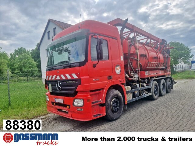 Mercedes-Benz Actros 3246 L 8x2, Hellmers Saug- und Spülwagen - Măturătoare stradală: Foto 1 Mercedes-Benz Actros 3246 L 8x2, Hellmers Saug- und Spülwagen - Măturătoare stradală: Foto 1