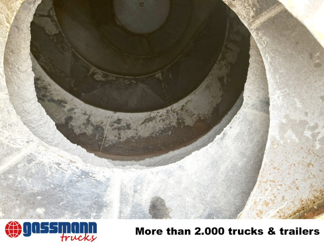 Mercedes-Benz Arocs 3246 B 8x4 Stetter Mischer 7m³, Pumpe 25m - Autobetonieră: Foto 3 Mercedes-Benz Arocs 3246 B 8x4 Stetter Mischer 7m³, Pumpe 25m - Autobetonieră: Foto 3