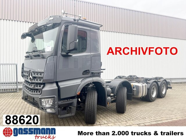 Mercedes-Benz Arocs 3253 L 8x4/4, MultimediaCockpit, Navi, - Camion şasiu: Foto 1 Mercedes-Benz Arocs 3253 L 8x4/4, MultimediaCockpit, Navi, - Camion şasiu: Foto 1