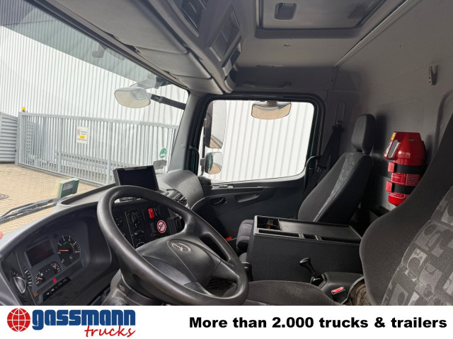 Mercedes-Benz Atego 818 L 4x2, Getränkekoffer, 2x AHK - Camion furgon: Foto 3 Mercedes-Benz Atego 818 L 4x2, Getränkekoffer, 2x AHK - Camion furgon: Foto 3