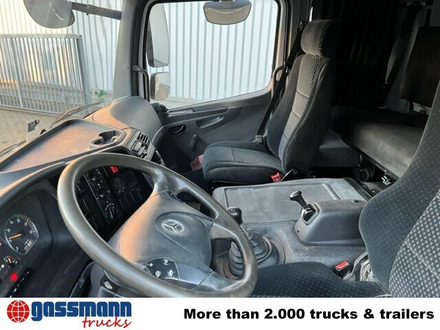 Mercedes-Benz Atego 822 4x2, Doka mit Kombisitzbank - Camion platformă: Foto 2 Mercedes-Benz Atego 822 4x2, Doka mit Kombisitzbank - Camion platformă: Foto 2