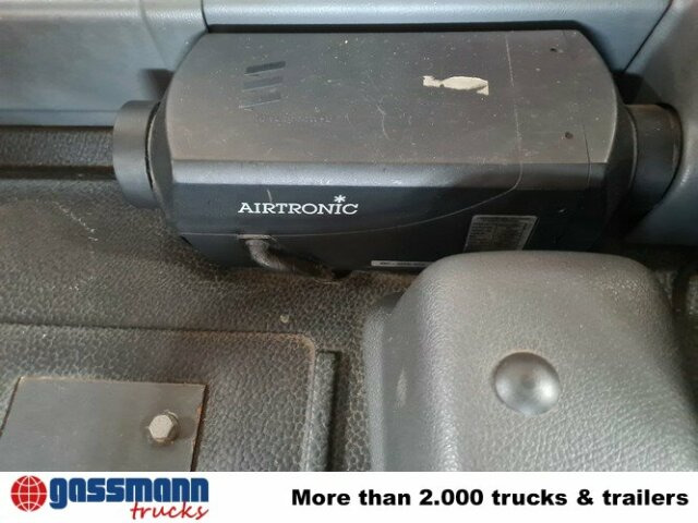 Mercedes-Benz Axor 1828 AK 4x4, Winterdienstausstattung, Kran - Camion basculantă, Camion cu macara: Foto 4 Mercedes-Benz Axor 1828 AK 4x4, Winterdienstausstattung, Kran - Camion basculantă, Camion cu macara: Foto 4