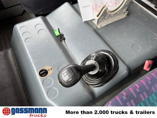 Mercedes-Benz LK 814 F 4x2 Doka, Löschfahrzeug LF8/6 - Autospeciala de stins incendii: Foto 3 Mercedes-Benz LK 814 F 4x2 Doka, Löschfahrzeug LF8/6 - Autospeciala de stins incendii: Foto 3