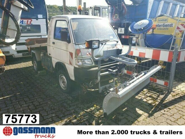 PFAU S 85 4x4 - Autoutilitară basculantă: Foto 1 PFAU S 85 4x4 - Autoutilitară basculantă: Foto 1