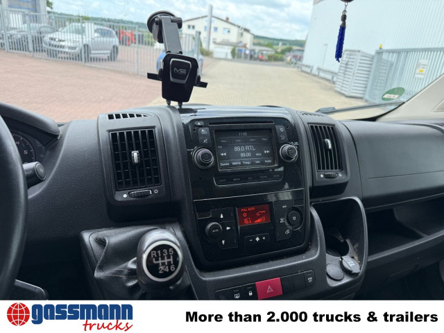 Peugeot Boxer 4x2 Doka - Autoutilitară cu platformă, Autoutilitară cabină dublă: Foto 3 Peugeot Boxer 4x2 Doka - Autoutilitară cu platformă, Autoutilitară cabină dublă: Foto 3