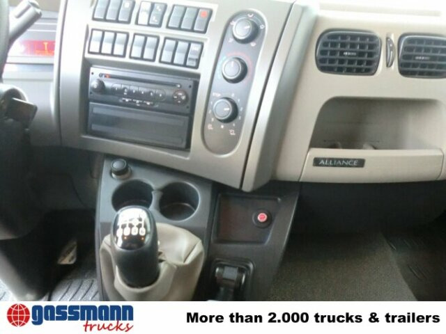 Renault Midlum 220 DXi 4x2Getränkekoffer TÜV:2019 - Camion pentru transportul băuturilor: Foto 2 Renault Midlum 220 DXi 4x2Getränkekoffer TÜV:2019 - Camion pentru transportul băuturilor: Foto 2