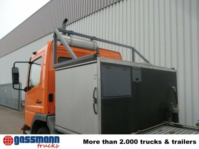 Tank-Aufbauauf Wunsch mit Separatmotor, - Container cisternă: Foto 3 Tank-Aufbauauf Wunsch mit Separatmotor, - Container cisternă: Foto 3