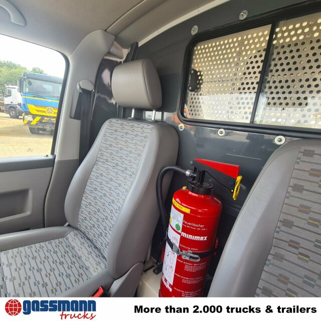 Volkswagen T5 2.0 TDI, Krankenwagen - Ambulanță: Foto 2 Volkswagen T5 2.0 TDI, Krankenwagen - Ambulanță: Foto 2