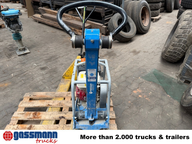 Weber CR 1 HD Rüttelplatte - Placă compactoare: Foto 3 Weber CR 1 HD Rüttelplatte - Placă compactoare: Foto 3