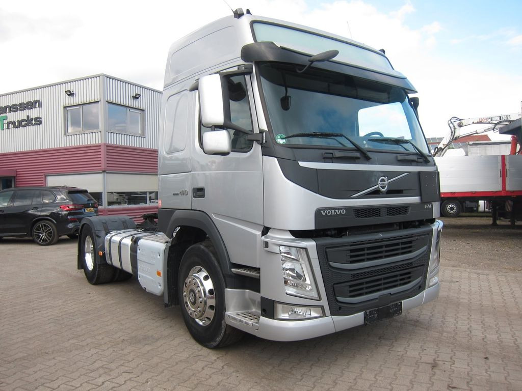 Volvo FM 410 Globe ADR PTO 600tkm Top! - Cap tractor: Foto 1 Volvo FM 410 Globe ADR PTO 600tkm Top! - Cap tractor: Foto 1