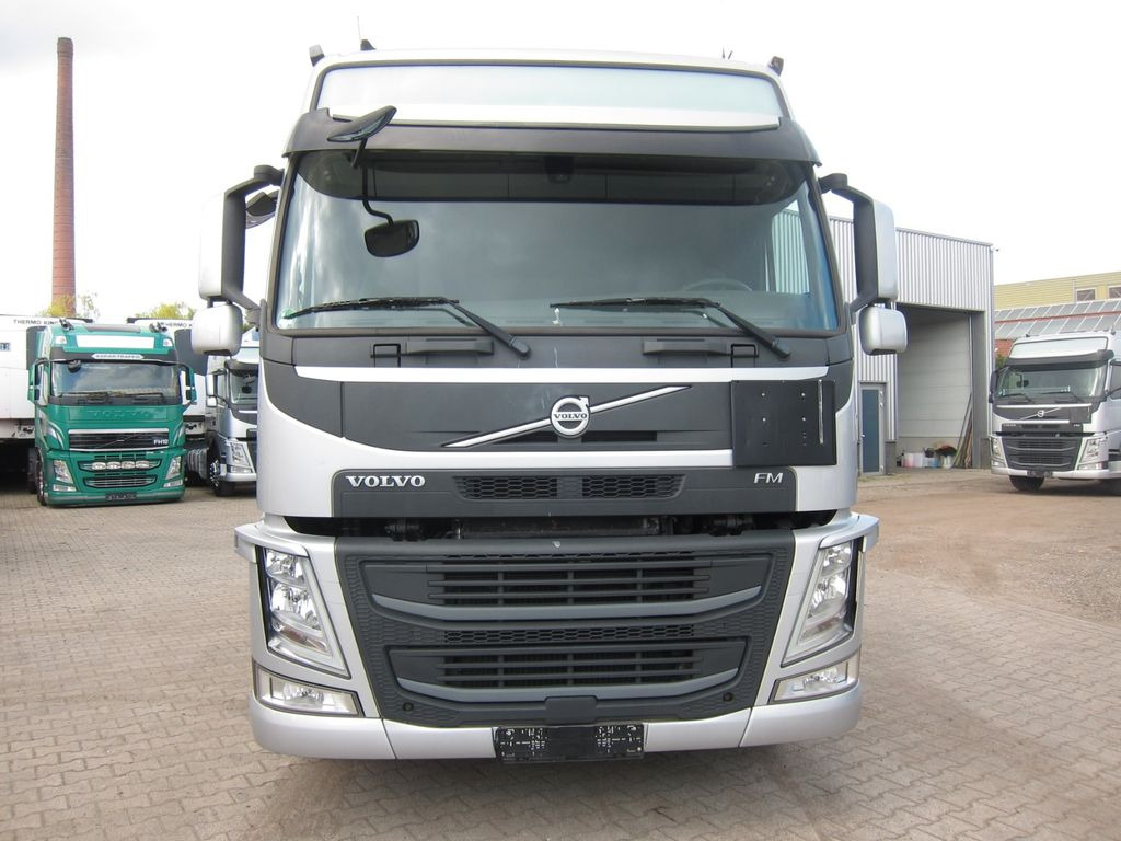 Volvo FM 410 Globe ADR PTO 600tkm Top! - Cap tractor: Foto 2 Volvo FM 410 Globe ADR PTO 600tkm Top! - Cap tractor: Foto 2