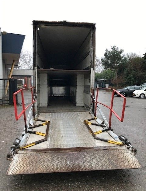 Langendorf Doppeldecker-Rennanhänger mit Hebebühne - Semiremorcă furgon: Foto 4 Langendorf Doppeldecker-Rennanhänger mit Hebebühne - Semiremorcă furgon: Foto 4