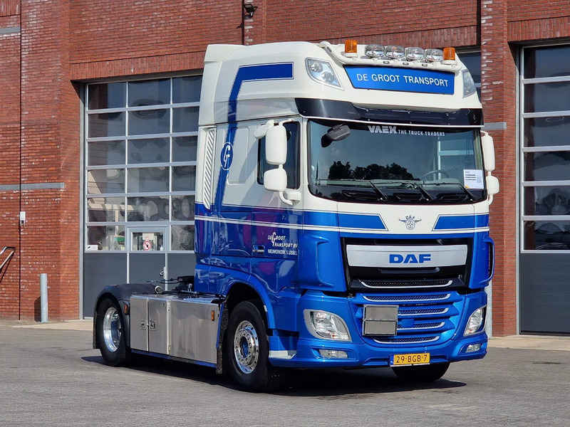 DAF XF 460 SuperSpaceCab 4x2 - ADR/VLG - Leather - Alloy wheels - Cap tractor: Foto 1 DAF XF 460 SuperSpaceCab 4x2 - ADR/VLG - Leather - Alloy wheels - Cap tractor: Foto 1