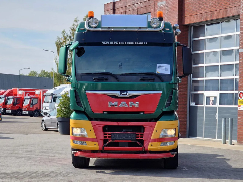 MAN TGX 26.500 6x4 XLX - PTO/Hydraulic - 3.30 - AS Tronic - Euro 6 - Cap tractor: Foto 2 MAN TGX 26.500 6x4 XLX - PTO/Hydraulic - 3.30 - AS Tronic - Euro 6 - Cap tractor: Foto 2