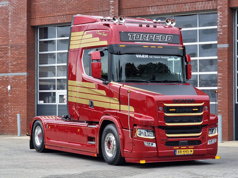Scania 530ST V8 NGS Tuft R Torpedo - New - Full spec - BUFFL In- and Exterior - Show truck - Cap tractor: Foto 1 Scania 530ST V8 NGS Tuft R Torpedo - New - Full spec - BUFFL In- and Exterior - Show truck - Cap tractor: Foto 1
