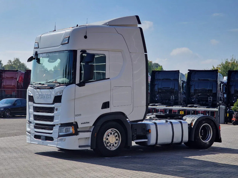 Scania R450 NGS Highline 4x2 - Retarder - Full air - Led - Navi - 2x tank - Cap tractor: Foto 3 Scania R450 NGS Highline 4x2 - Retarder - Full air - Led - Navi - 2x tank - Cap tractor: Foto 3