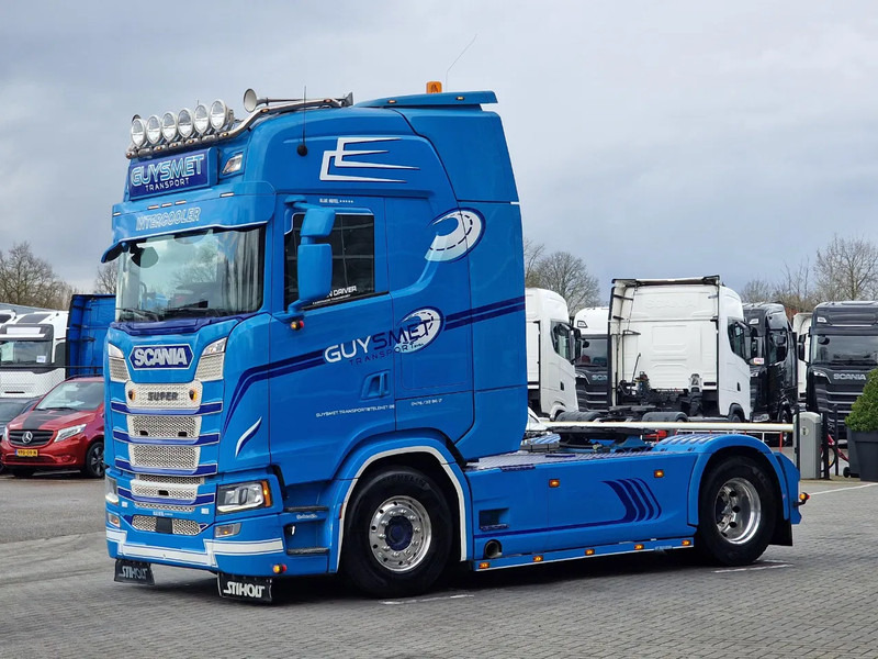 Scania S500 NGS Highline 4x2 - PTO/Hydraulic - Retarder - Custom exterior - Full air - Leather - Navi - Cap tractor: Foto 3 Scania S500 NGS Highline 4x2 - PTO/Hydraulic - Retarder - Custom exterior - Full air - Leather - Navi - Cap tractor: Foto 3