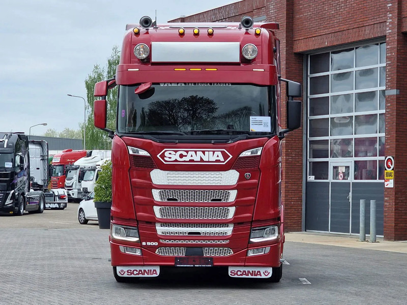 Scania S500 NGS Highline 4x2 - Retarder - Night clima - Full air - Custom interior - Full spoiler - 2 tank - Cap tractor: Foto 2 Scania S500 NGS Highline 4x2 - Retarder - Night clima - Full air - Custom interior - Full spoiler - 2 tank - Cap tractor: Foto 2