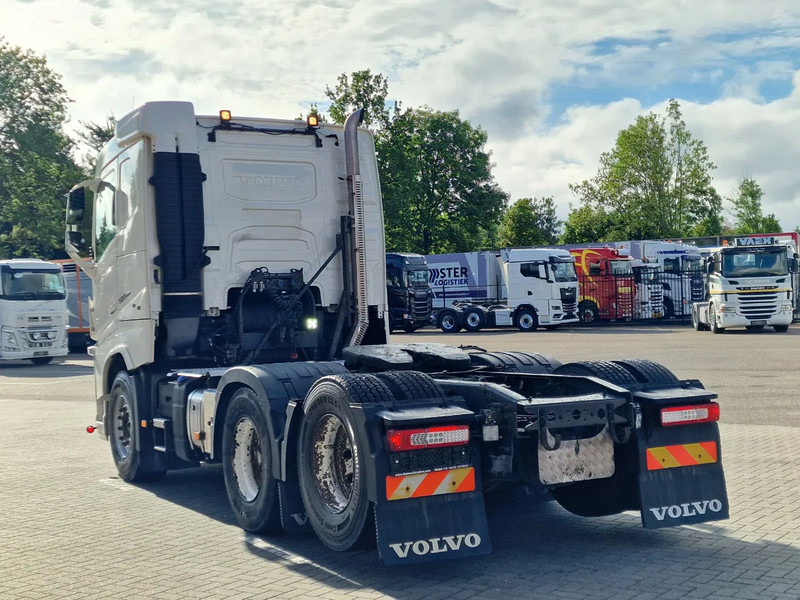 Volvo FH 13.500 6x2 - Retarder - Full air - 3.20 WB - Leather - Cap tractor: Foto 5 Volvo FH 13.500 6x2 - Retarder - Full air - 3.20 WB - Leather - Cap tractor: Foto 5