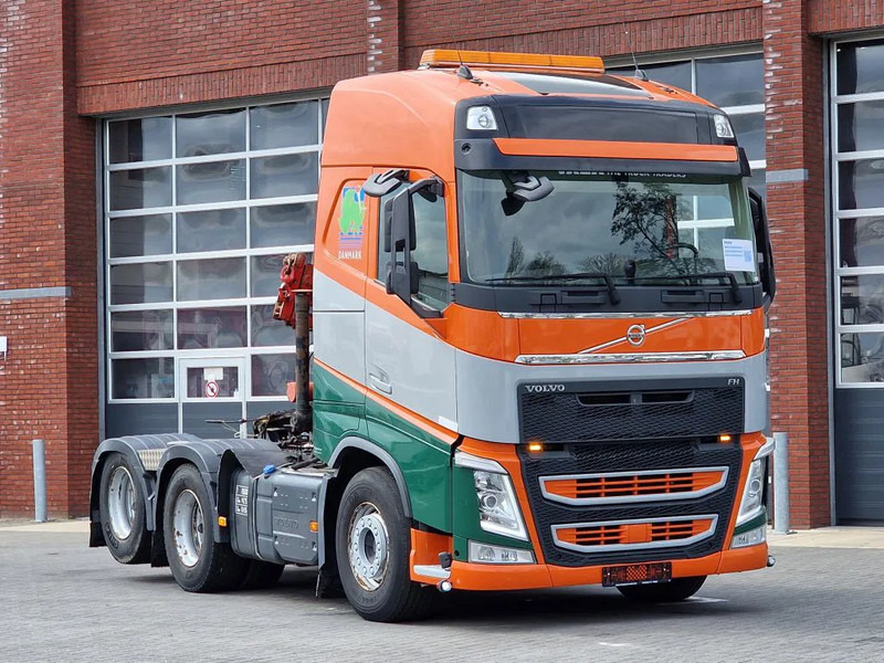 Volvo FH 13.500 6x4 - HMF 1153 K2 crane kran grua - Hydraulic - Lift axle - Euro 6 - Cap tractor: Foto 3 Volvo FH 13.500 6x4 - HMF 1153 K2 crane kran grua - Hydraulic - Lift axle - Euro 6 - Cap tractor: Foto 3