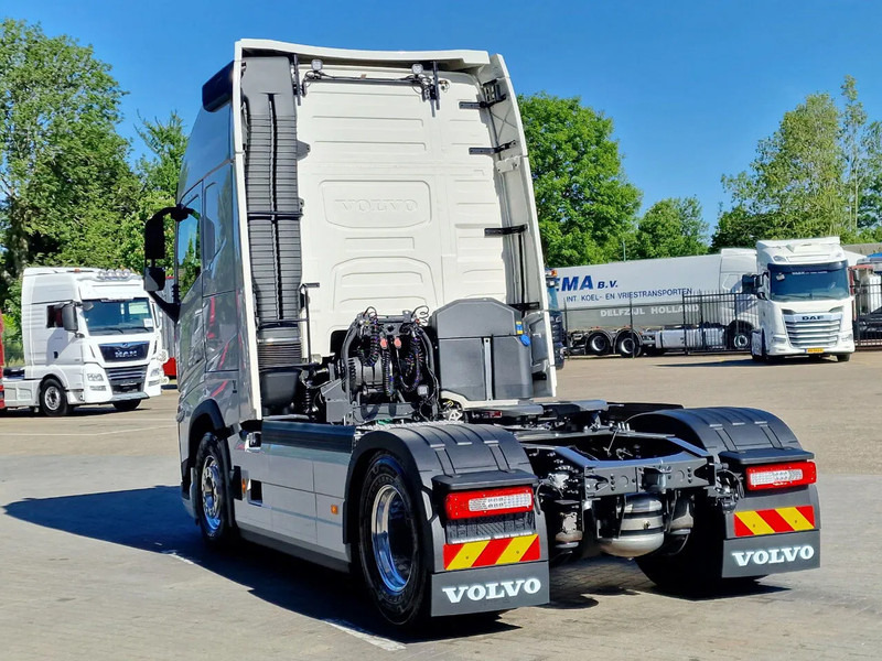 Volvo FH 13.500 Globetrotter XL 4x2 - NEW - Full spec - I parkcool - Full air - - Cap tractor: Foto 5 Volvo FH 13.500 Globetrotter XL 4x2 - NEW - Full spec - I parkcool - Full air - - Cap tractor: Foto 5
